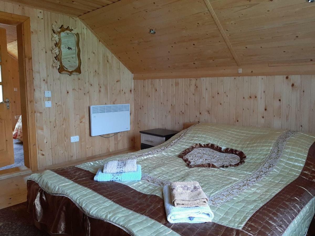 Котедж "Барвінок" Verkhovyna Exterior foto