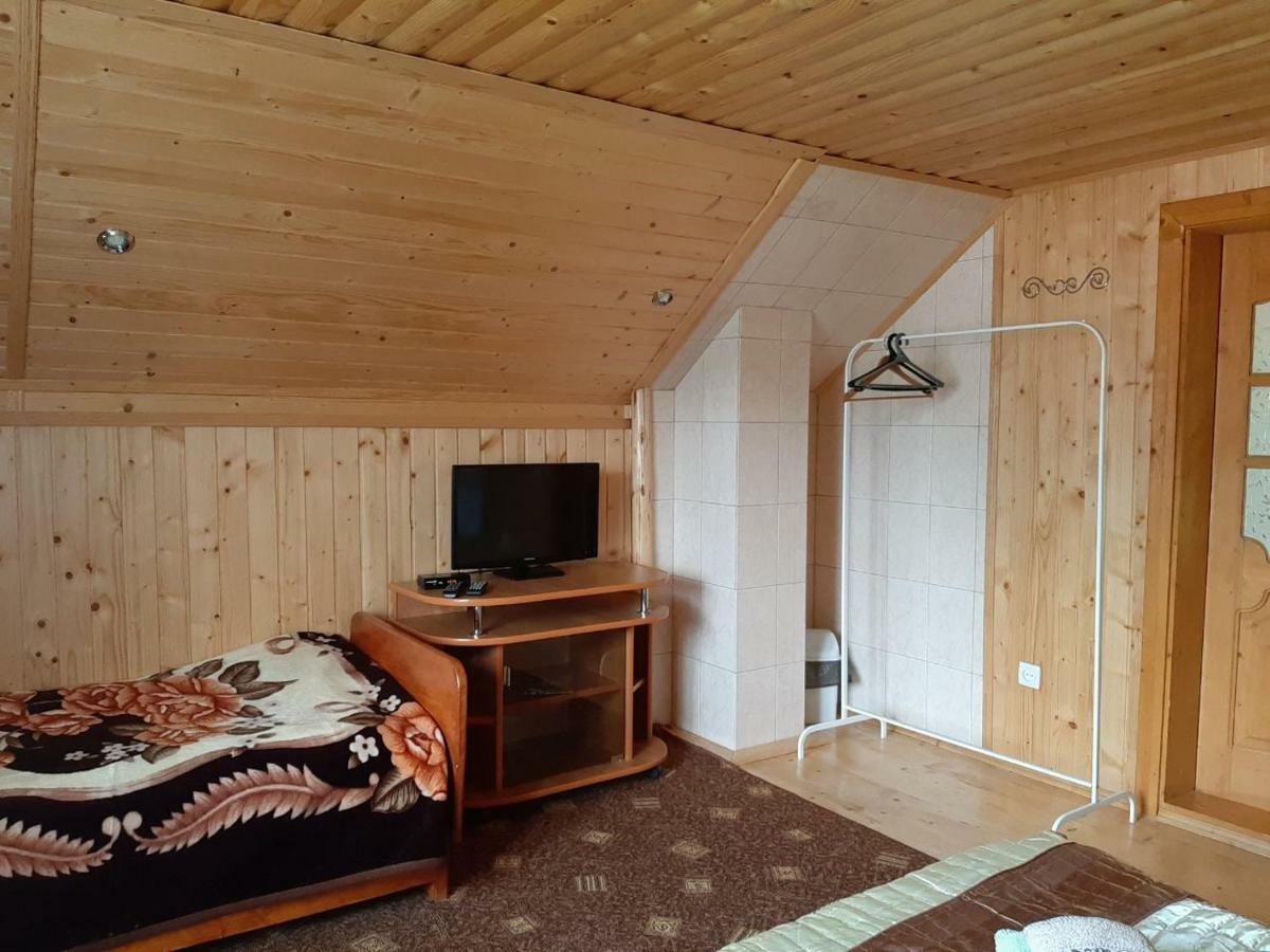 Котедж "Барвінок" Verkhovyna Exterior foto